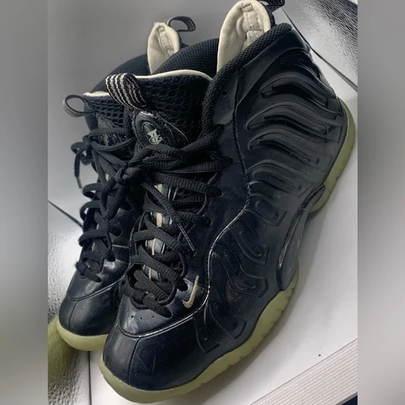 Size 5Y Nike Foam Posites - Picture 2 of 4